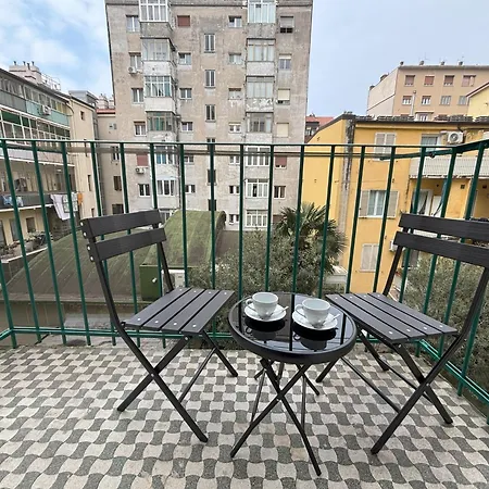 Apartamento Corto - Reception *