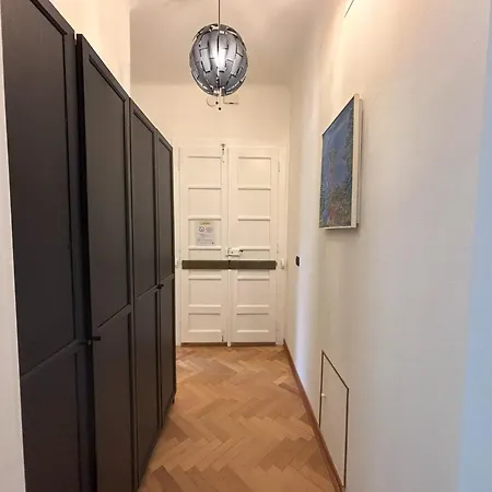 Corto - Reception Apartamento