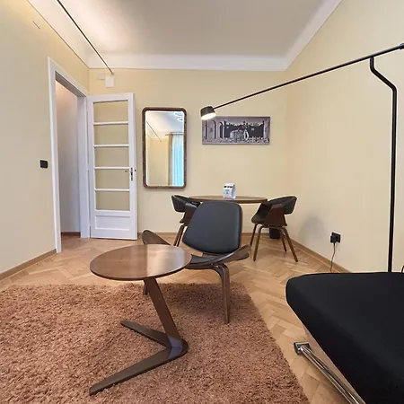 Apartamento Corto - Reception Trieste