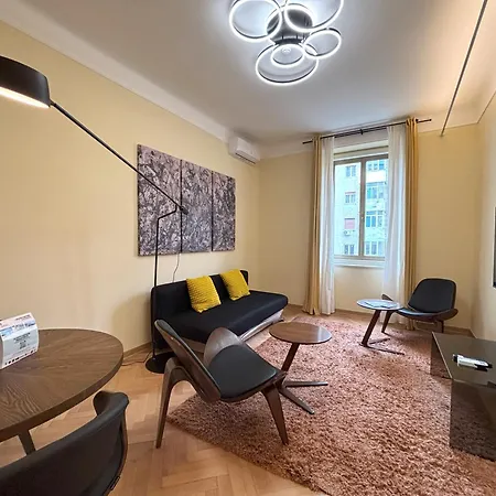 Corto * Τεργέστη